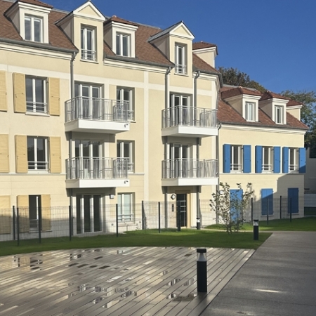 K&B_Mantes_00